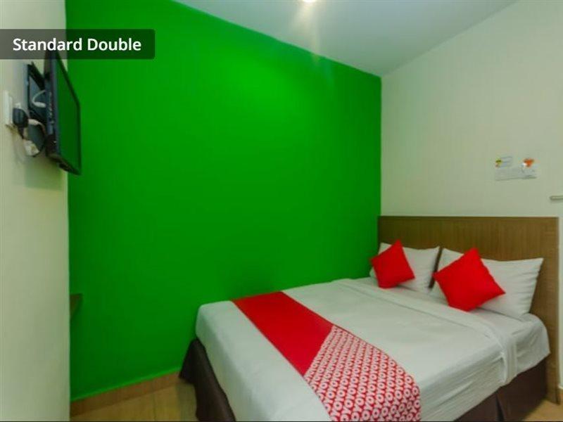 Super Oyo 596 The Vintage Hotel Johor Bahru Zewnętrze zdjęcie
