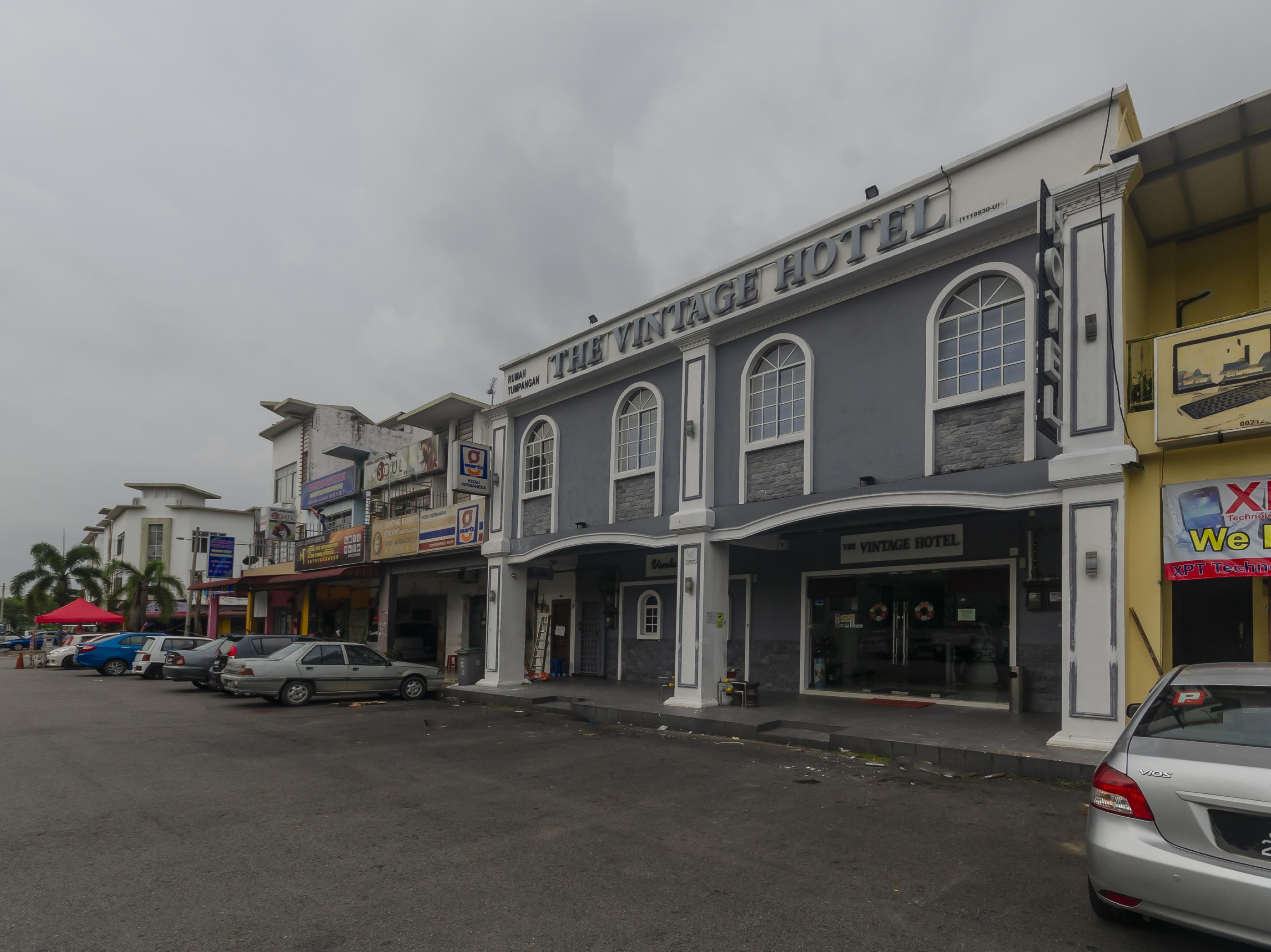 Super Oyo 596 The Vintage Hotel Johor Bahru Zewnętrze zdjęcie