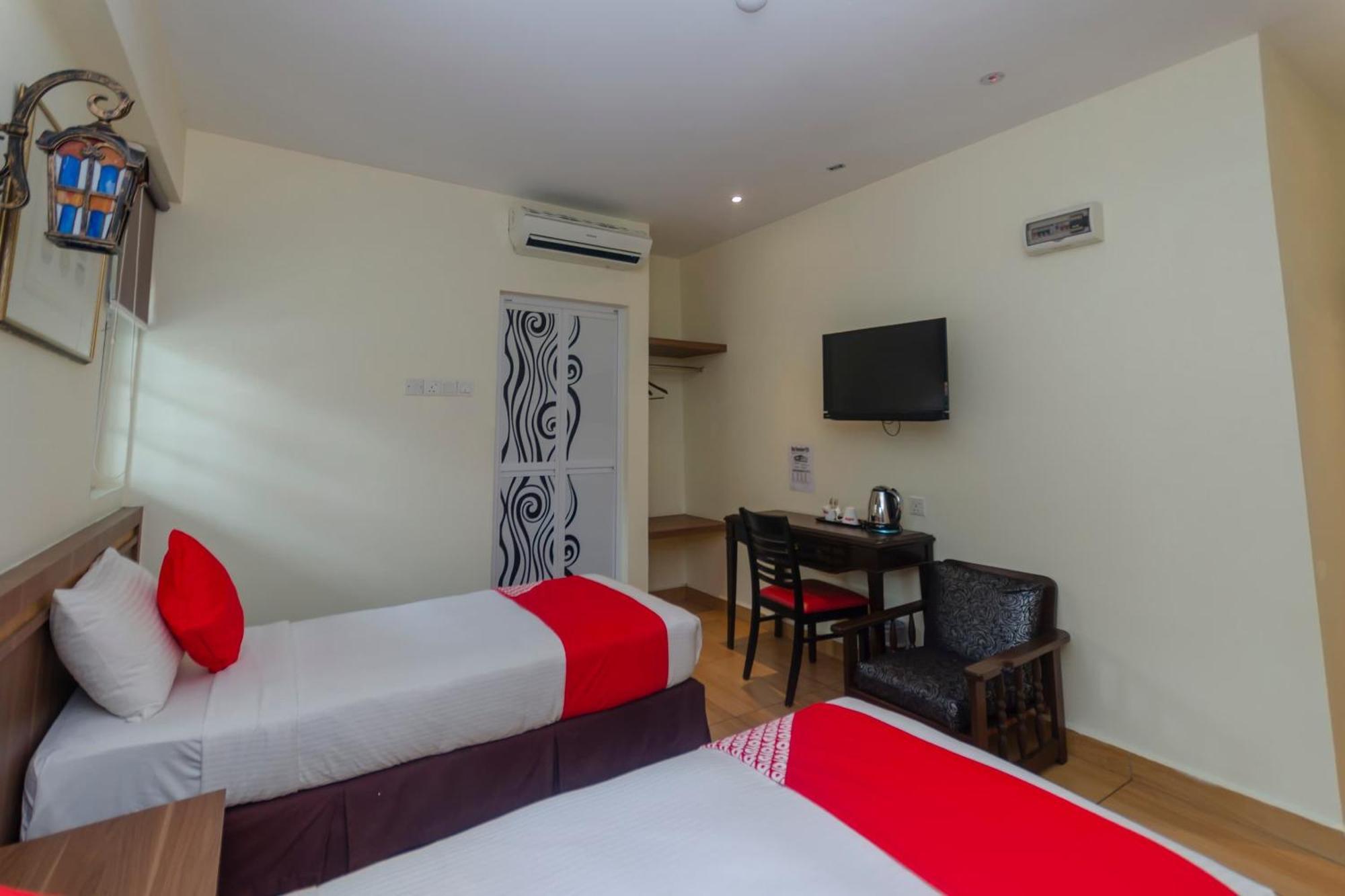 Super Oyo 596 The Vintage Hotel Johor Bahru Zewnętrze zdjęcie