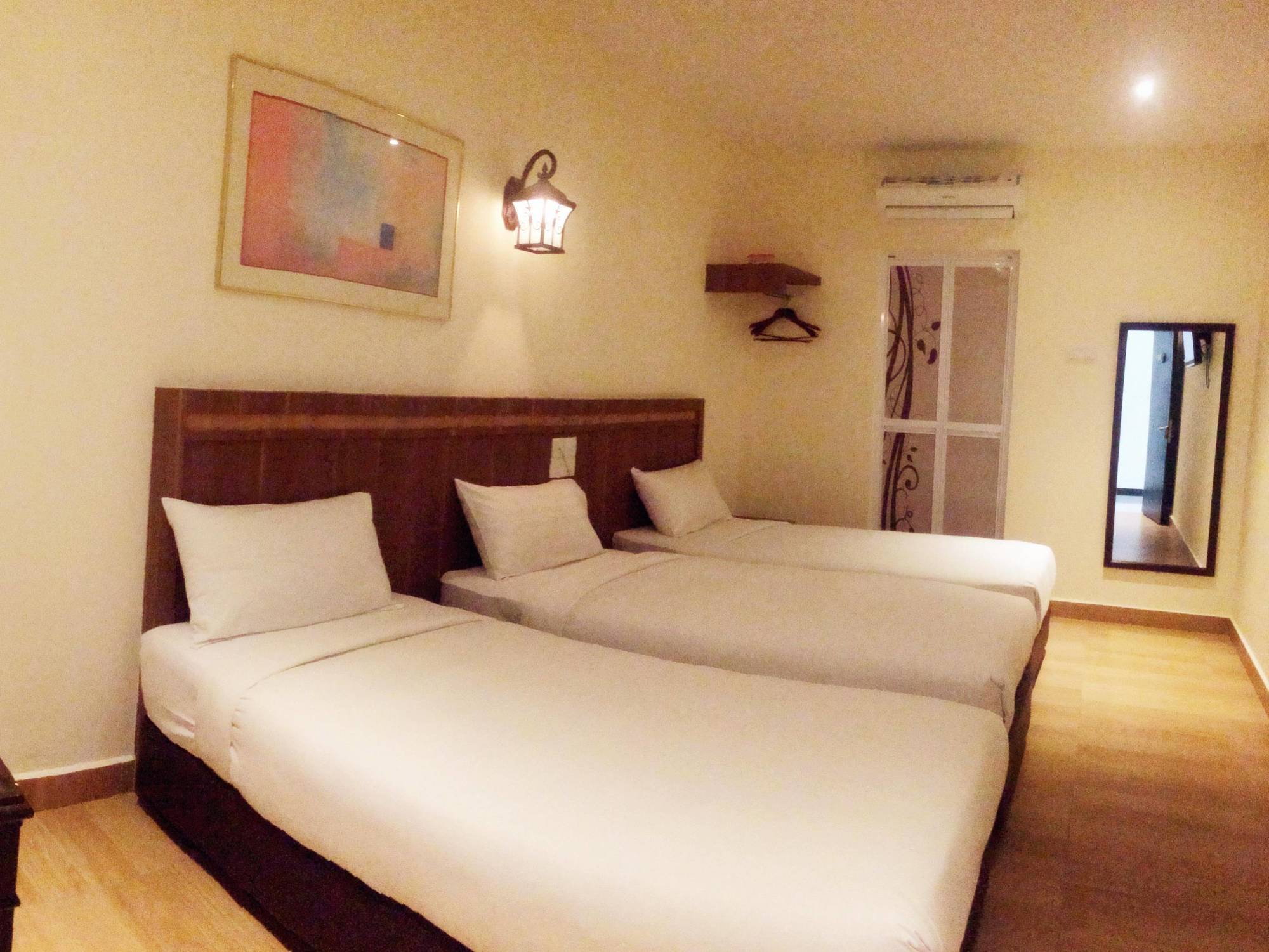 Super Oyo 596 The Vintage Hotel Johor Bahru Zewnętrze zdjęcie