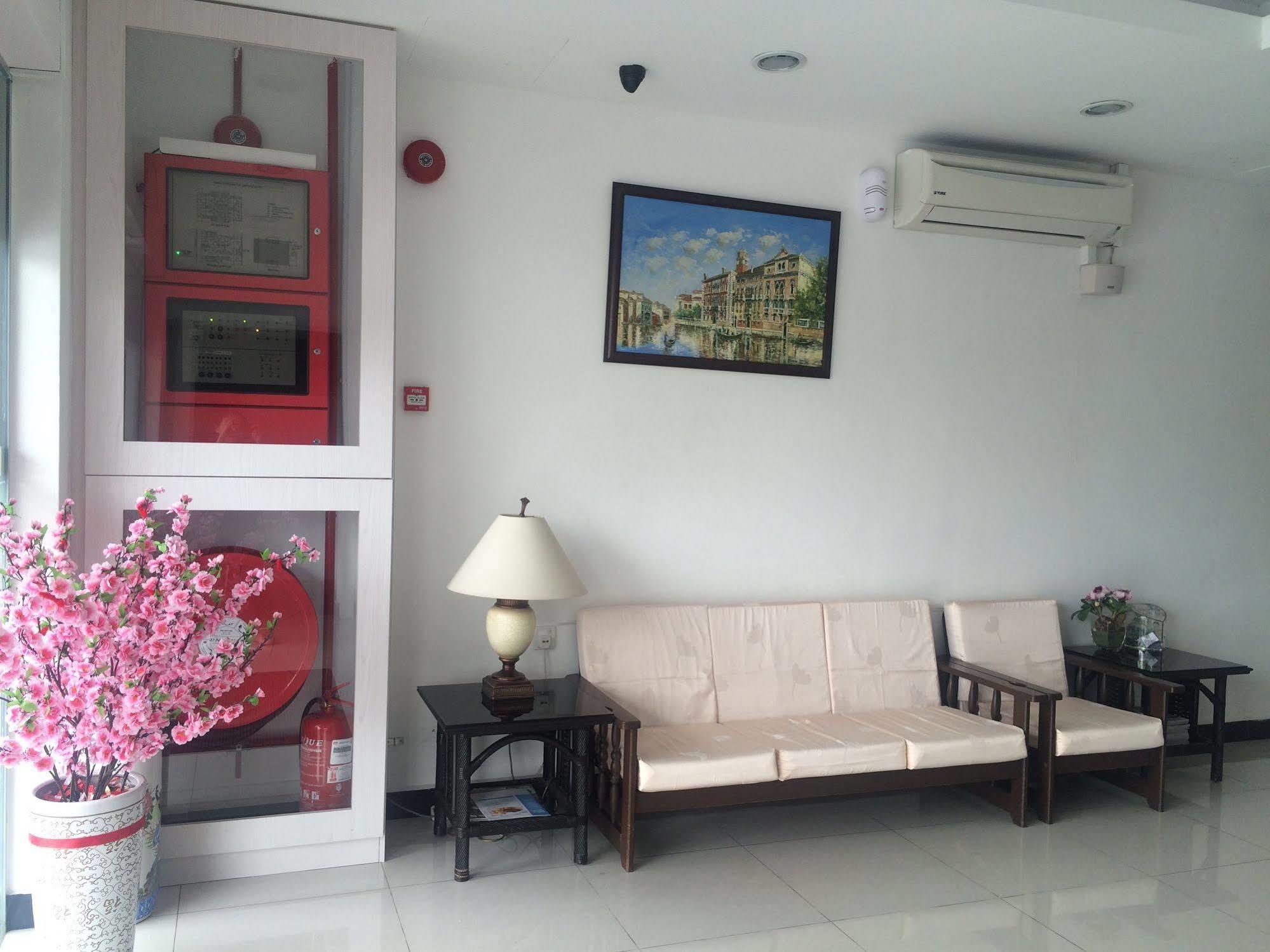 Super Oyo 596 The Vintage Hotel Johor Bahru Zewnętrze zdjęcie